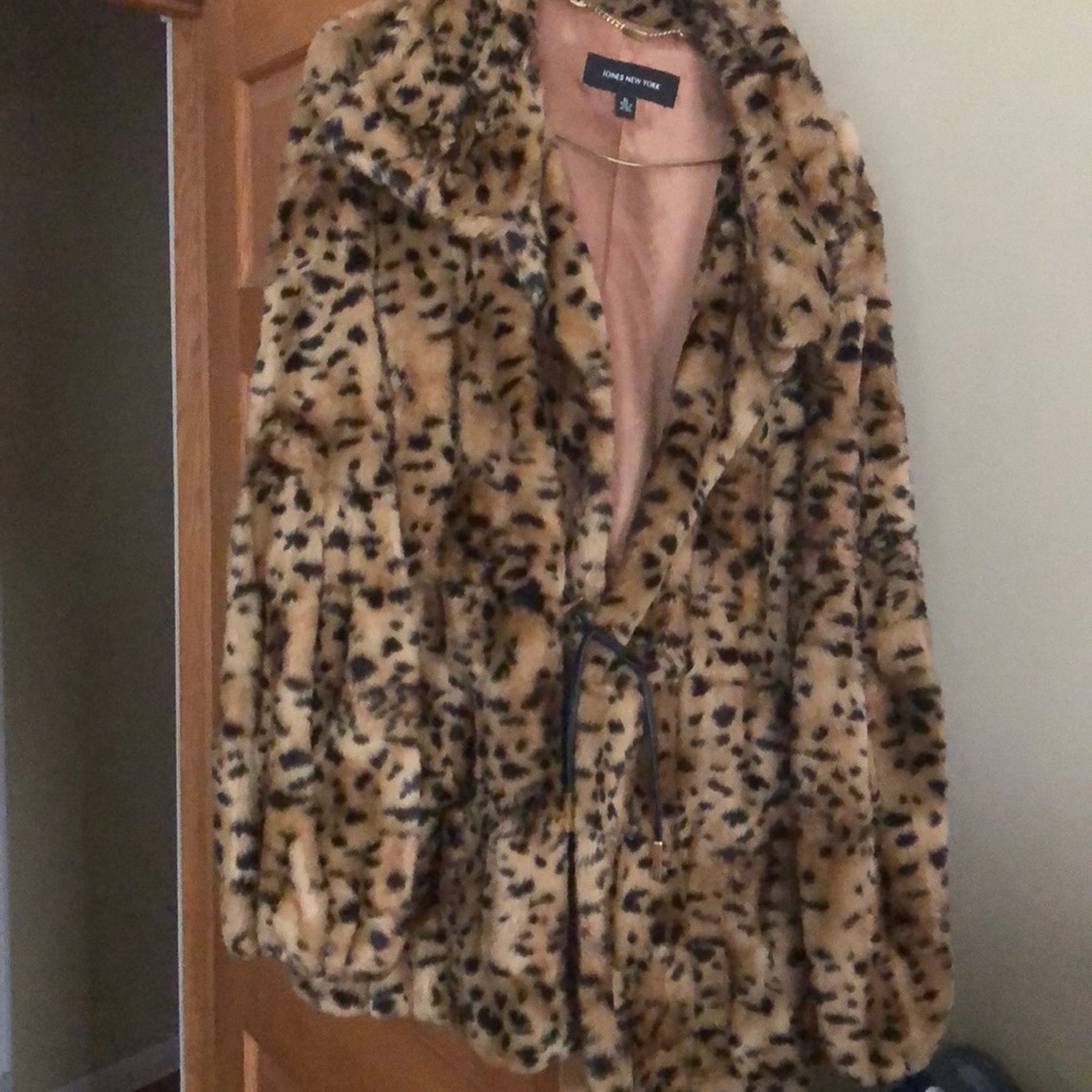 JONES NEW YORK LEOPARD COAT
